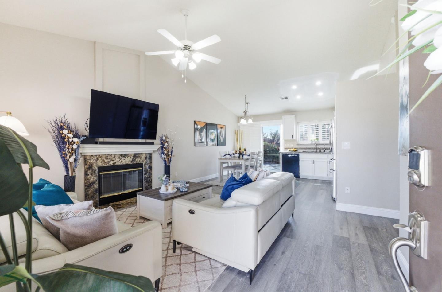 Detail Gallery Image 19 of 31 For 1270 Alder St, Hollister,  CA 95023 - 3 Beds | 2 Baths