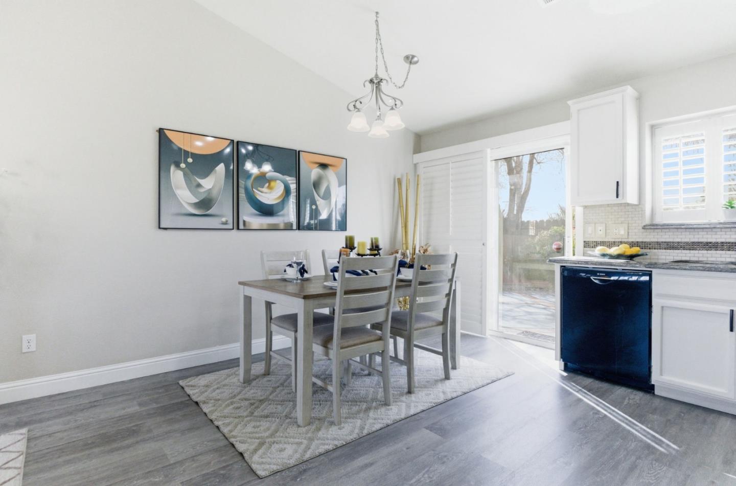 Detail Gallery Image 20 of 31 For 1270 Alder St, Hollister,  CA 95023 - 3 Beds | 2 Baths