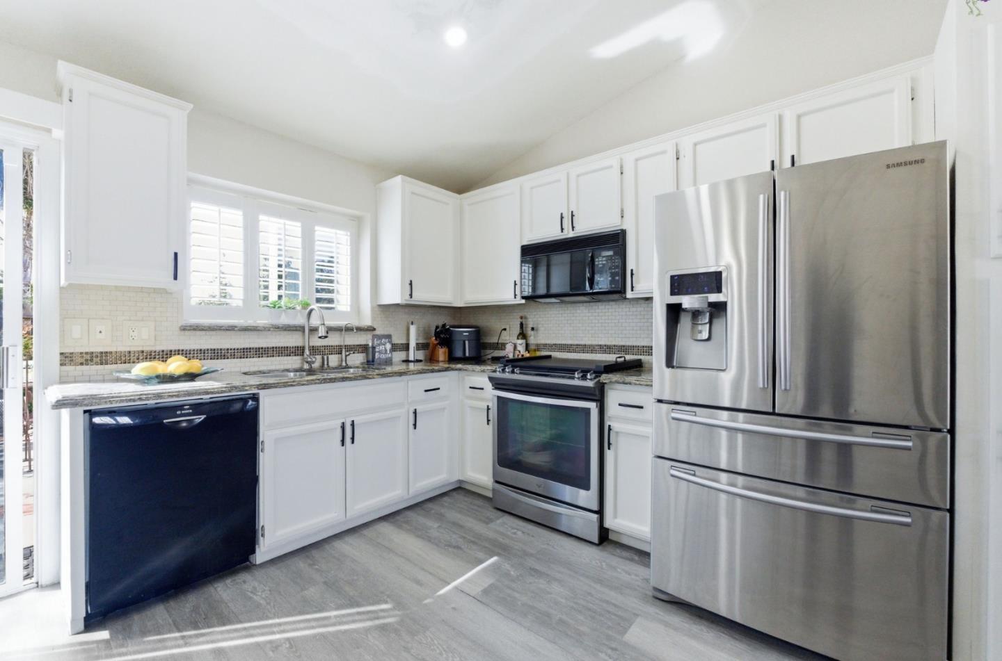 Detail Gallery Image 21 of 31 For 1270 Alder St, Hollister,  CA 95023 - 3 Beds | 2 Baths