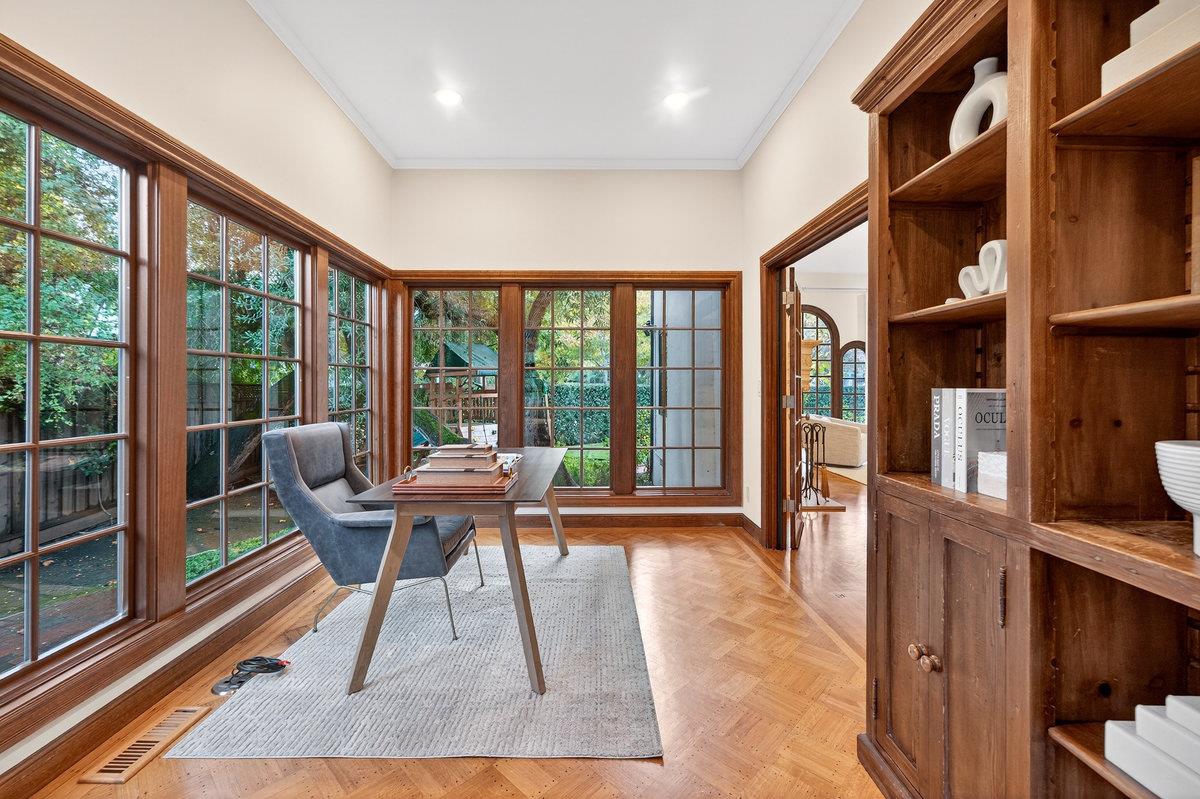 Detail Gallery Image 10 of 65 For 195 Warren Rd, San Mateo,  CA 94401 - 3 Beds | 2/1 Baths