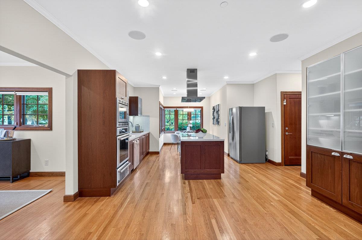 Detail Gallery Image 21 of 65 For 195 Warren Rd, San Mateo,  CA 94401 - 3 Beds | 2/1 Baths