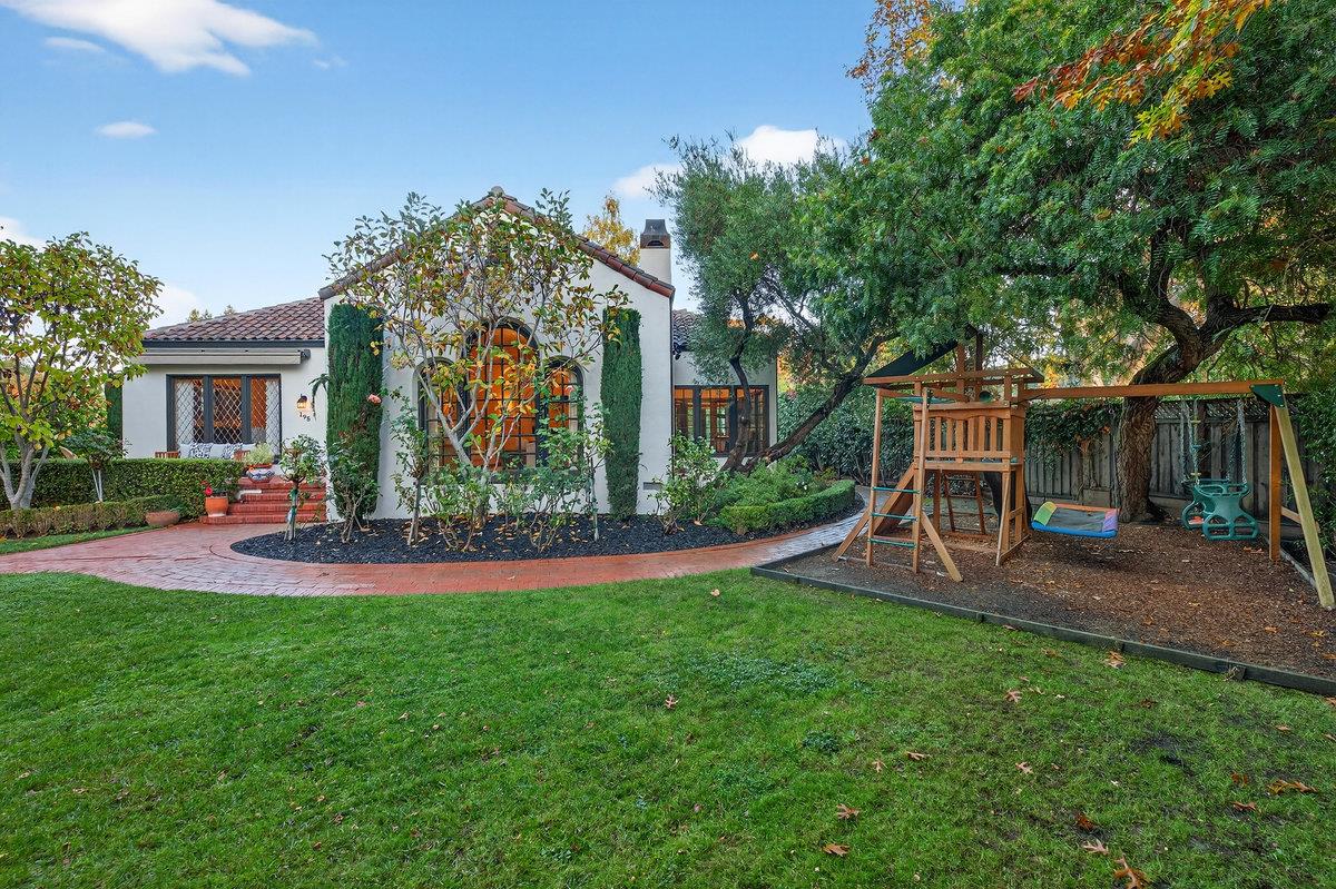 Detail Gallery Image 53 of 65 For 195 Warren Rd, San Mateo,  CA 94401 - 3 Beds | 2/1 Baths