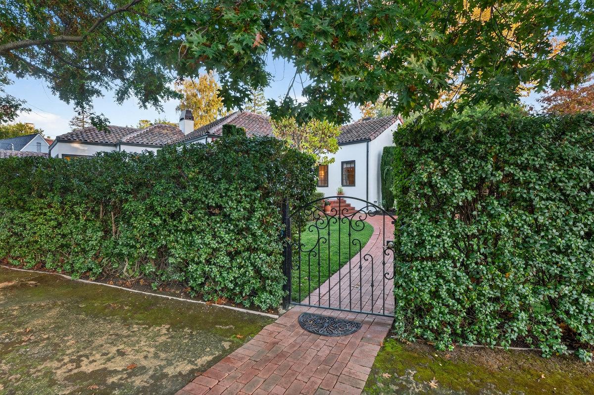 Detail Gallery Image 54 of 65 For 195 Warren Rd, San Mateo,  CA 94401 - 3 Beds | 2/1 Baths