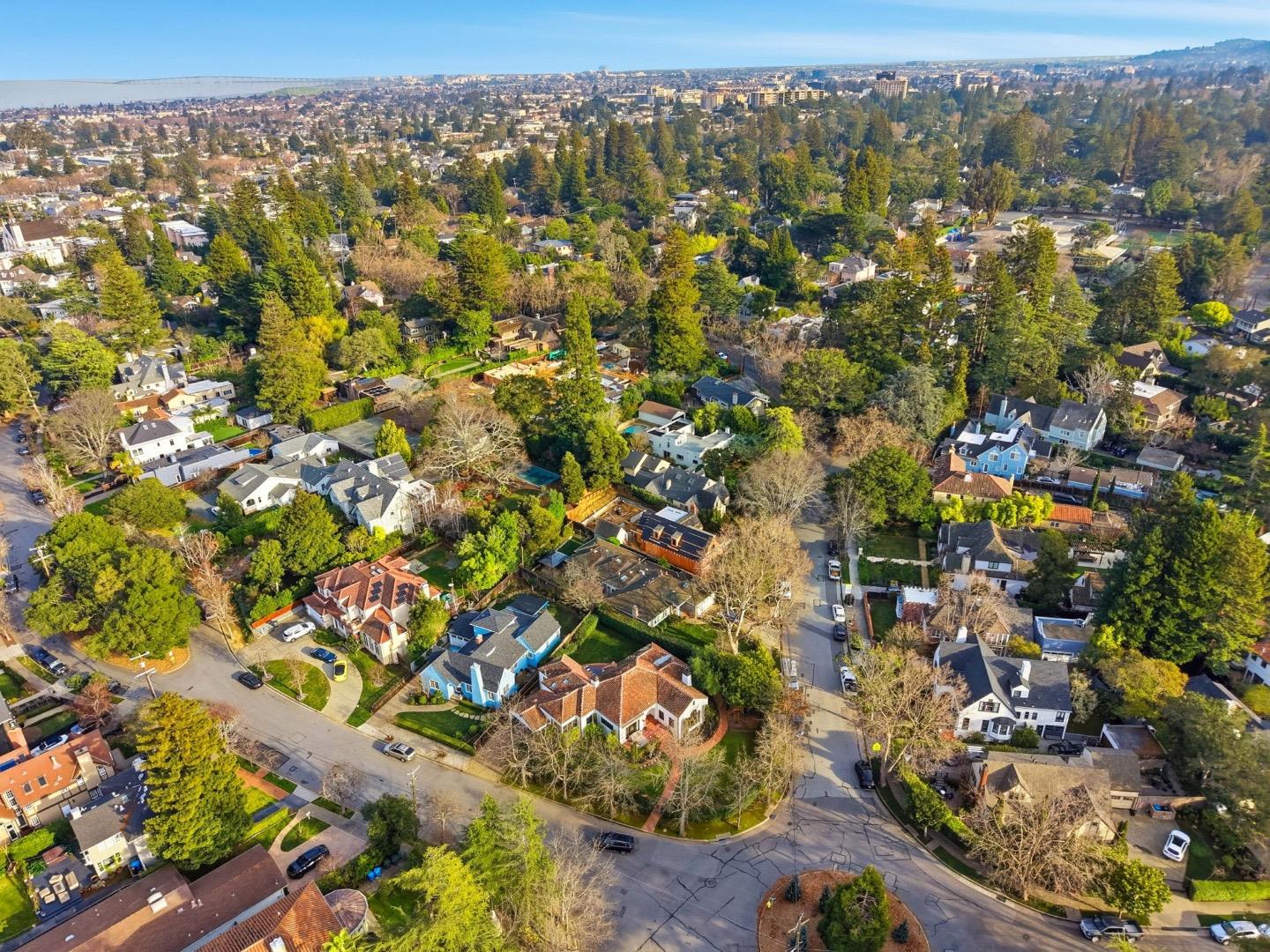 Detail Gallery Image 58 of 65 For 195 Warren Rd, San Mateo,  CA 94401 - 3 Beds | 2/1 Baths