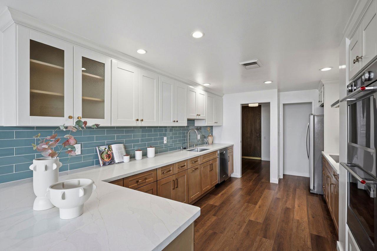 Detail Gallery Image 13 of 39 For 50 Mounds Rd #108,  San Mateo,  CA 94402 - 2 Beds | 2 Baths