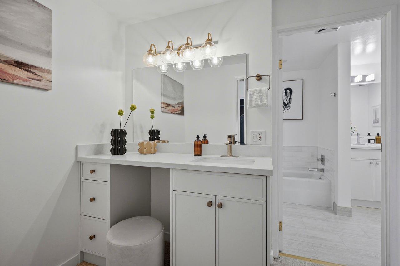 Detail Gallery Image 27 of 39 For 50 Mounds Rd #108,  San Mateo,  CA 94402 - 2 Beds | 2 Baths