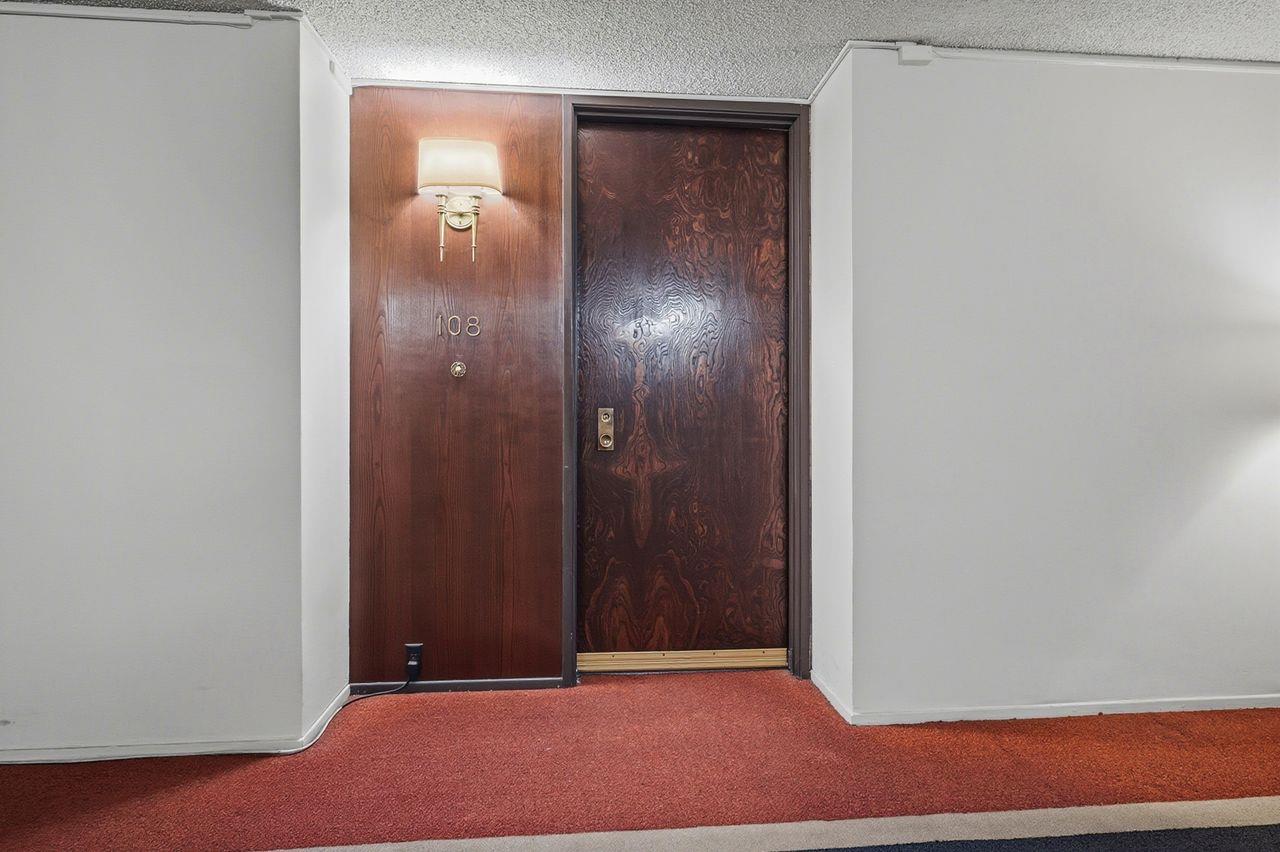 Detail Gallery Image 7 of 39 For 50 Mounds Rd #108,  San Mateo,  CA 94402 - 2 Beds | 2 Baths