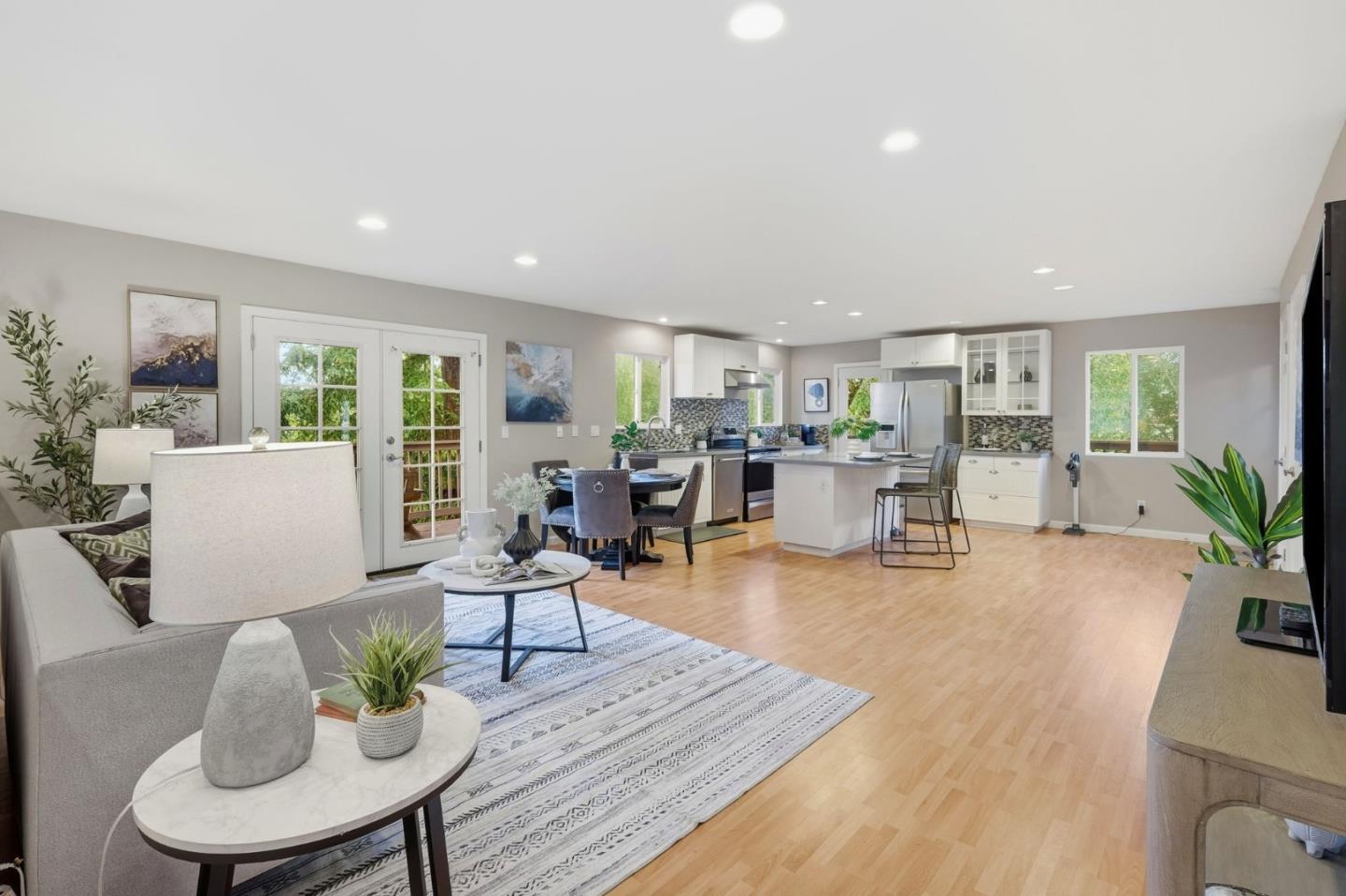 Detail Gallery Image 12 of 40 For 435 Tabor Dr, Scotts Valley,  CA 95066 - 3 Beds | 2 Baths