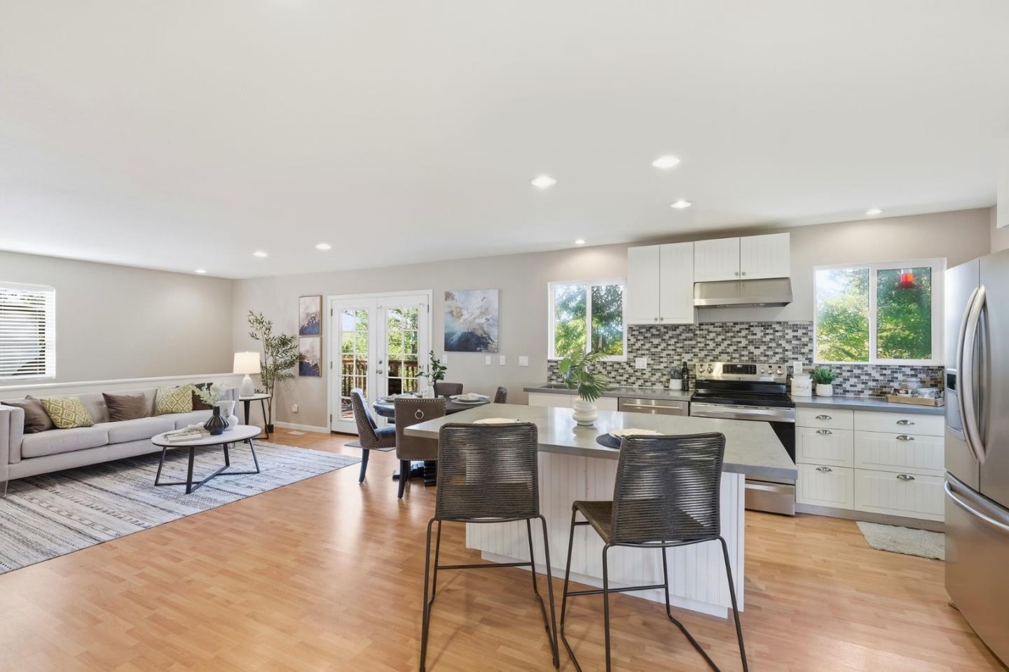 Detail Gallery Image 16 of 40 For 435 Tabor Dr, Scotts Valley,  CA 95066 - 3 Beds | 2 Baths