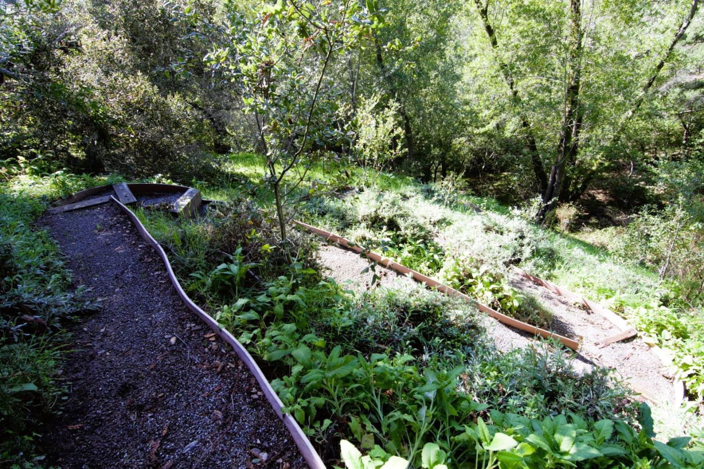 Detail Gallery Image 39 of 40 For 435 Tabor Dr, Scotts Valley,  CA 95066 - 3 Beds | 2 Baths