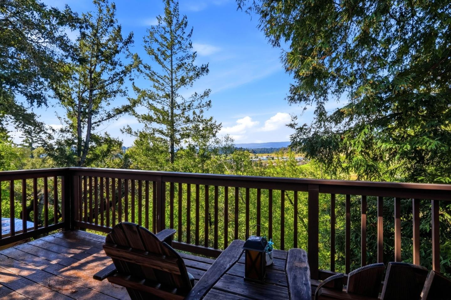 Detail Gallery Image 4 of 40 For 435 Tabor Dr, Scotts Valley,  CA 95066 - 3 Beds | 2 Baths