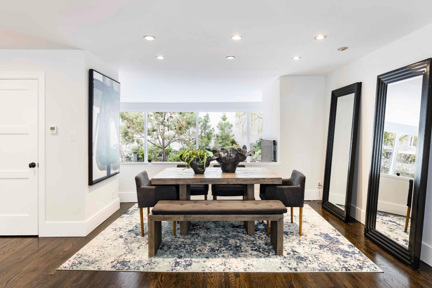 Detail Gallery Image 10 of 22 For 1701 Stone Pine Ln, Menlo Park,  CA 94025 - 2 Beds | 2/1 Baths