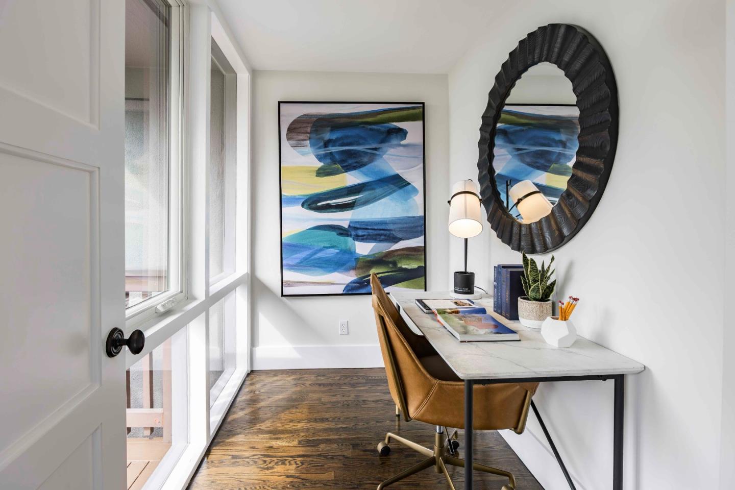 Detail Gallery Image 16 of 22 For 1701 Stone Pine Ln, Menlo Park,  CA 94025 - 2 Beds | 2/1 Baths