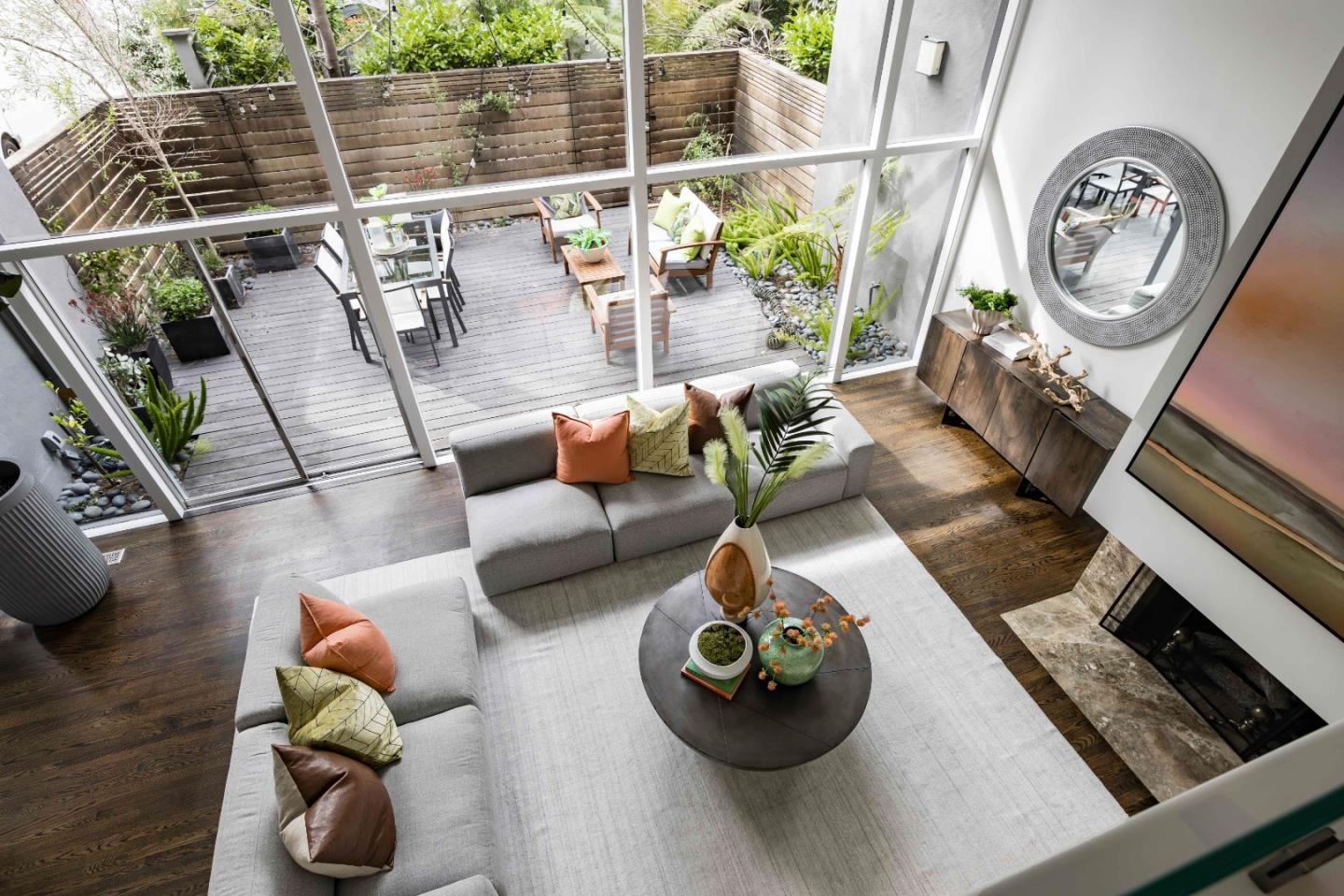 Detail Gallery Image 5 of 22 For 1701 Stone Pine Ln, Menlo Park,  CA 94025 - 2 Beds | 2/1 Baths