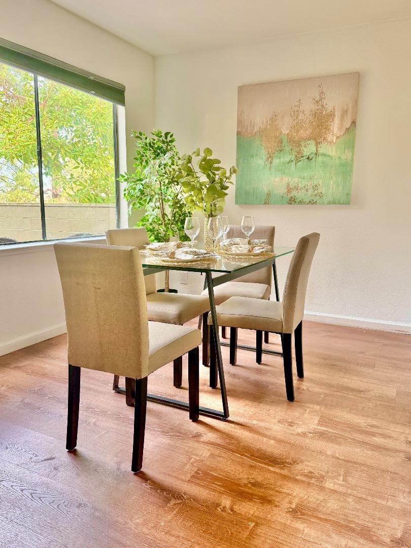 Detail Gallery Image 4 of 18 For 5274 Makati Cir, San Jose,  CA 95123 - 2 Beds | 2 Baths