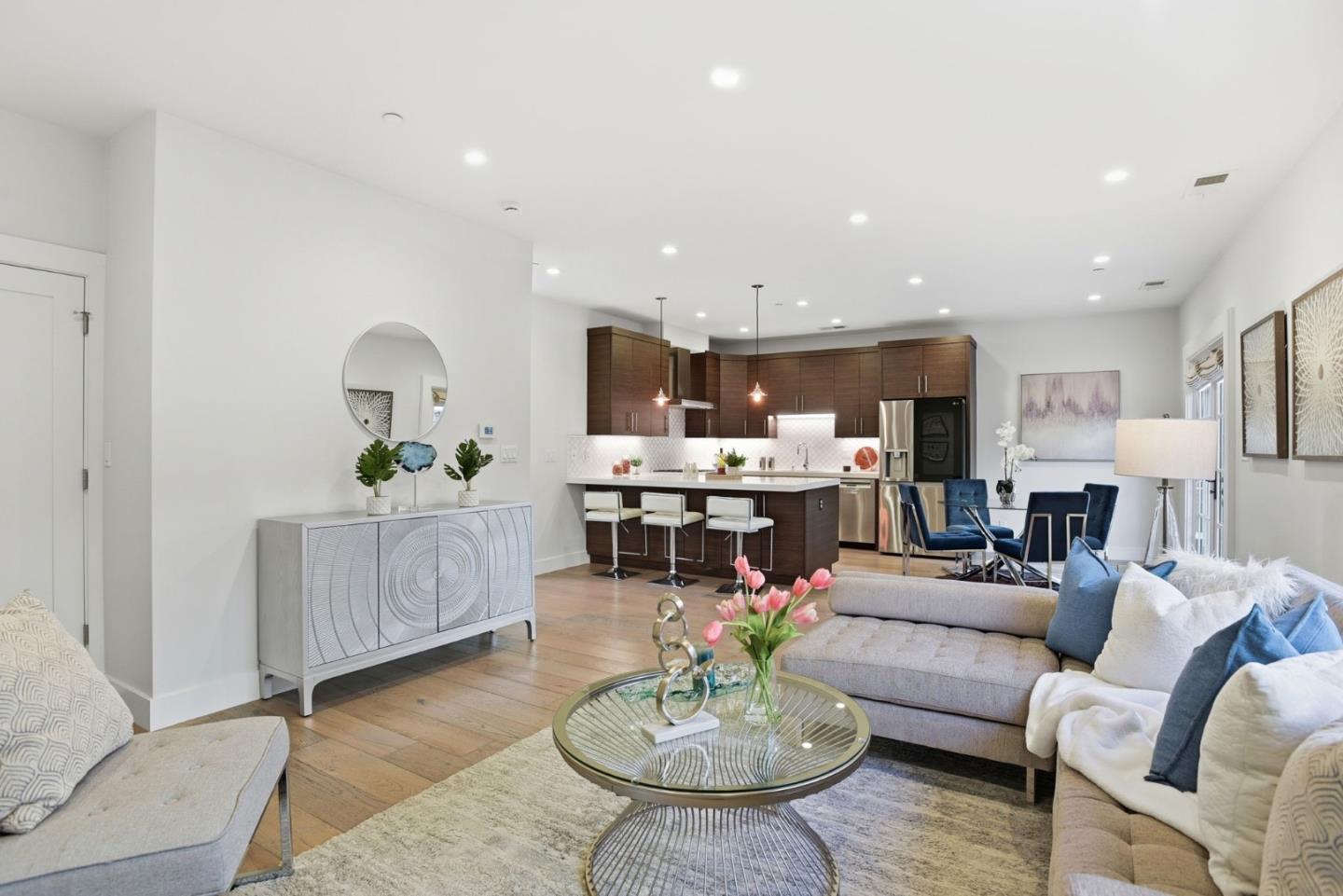 Detail Gallery Image 11 of 39 For 701 2nd Ave #2,  San Mateo,  CA 94401 - 2 Beds | 2/1 Baths