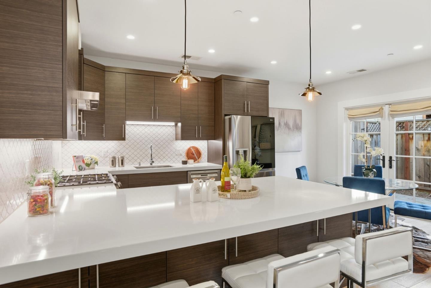 Detail Gallery Image 16 of 39 For 701 2nd Ave #2,  San Mateo,  CA 94401 - 2 Beds | 2/1 Baths