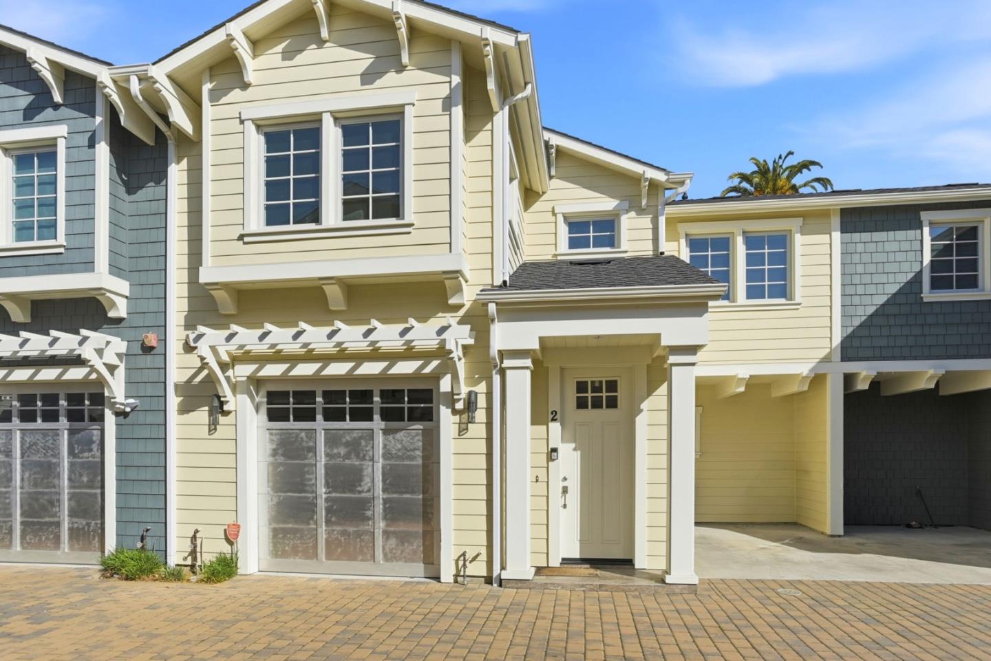 Detail Gallery Image 2 of 39 For 701 2nd Ave #2,  San Mateo,  CA 94401 - 2 Beds | 2/1 Baths