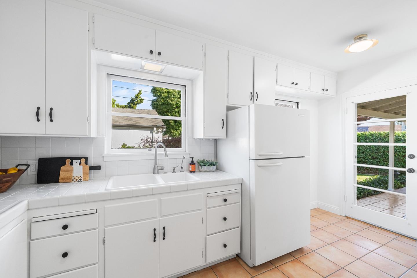 Detail Gallery Image 14 of 32 For 1805 Catherine St, Santa Clara,  CA 95050 - 2 Beds | 2 Baths