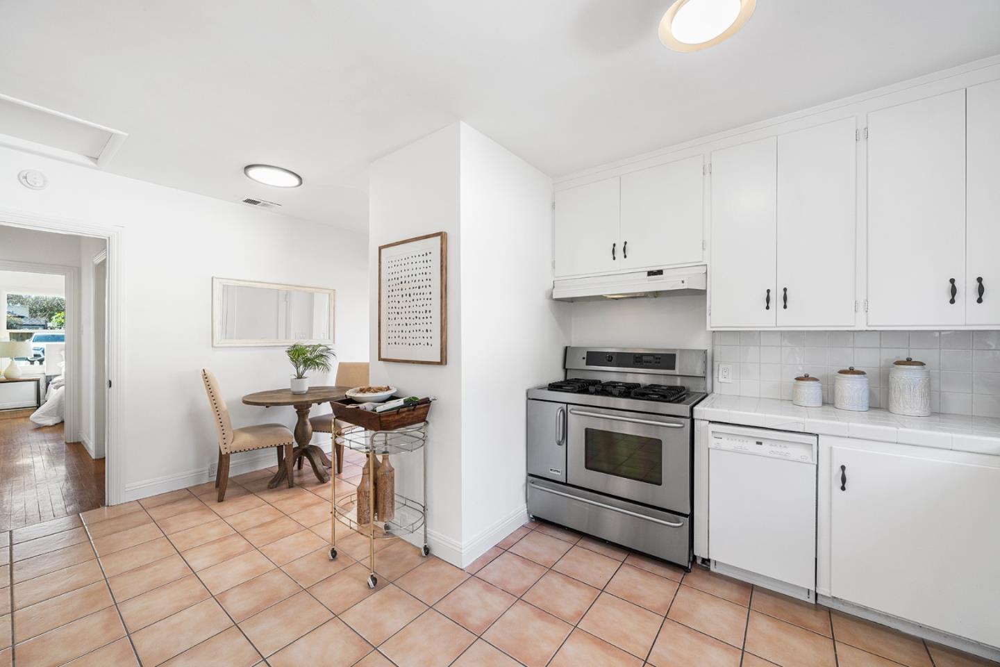 Detail Gallery Image 15 of 32 For 1805 Catherine St, Santa Clara,  CA 95050 - 2 Beds | 2 Baths