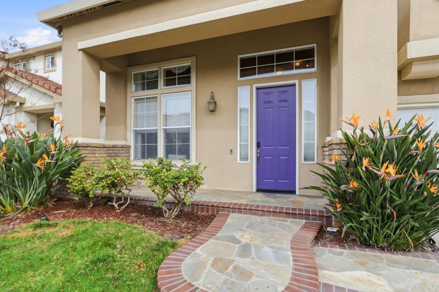 Detail Gallery Image 2 of 20 For 808 Cameron Cir, Milpitas,  CA 95035 - 5 Beds | 3 Baths