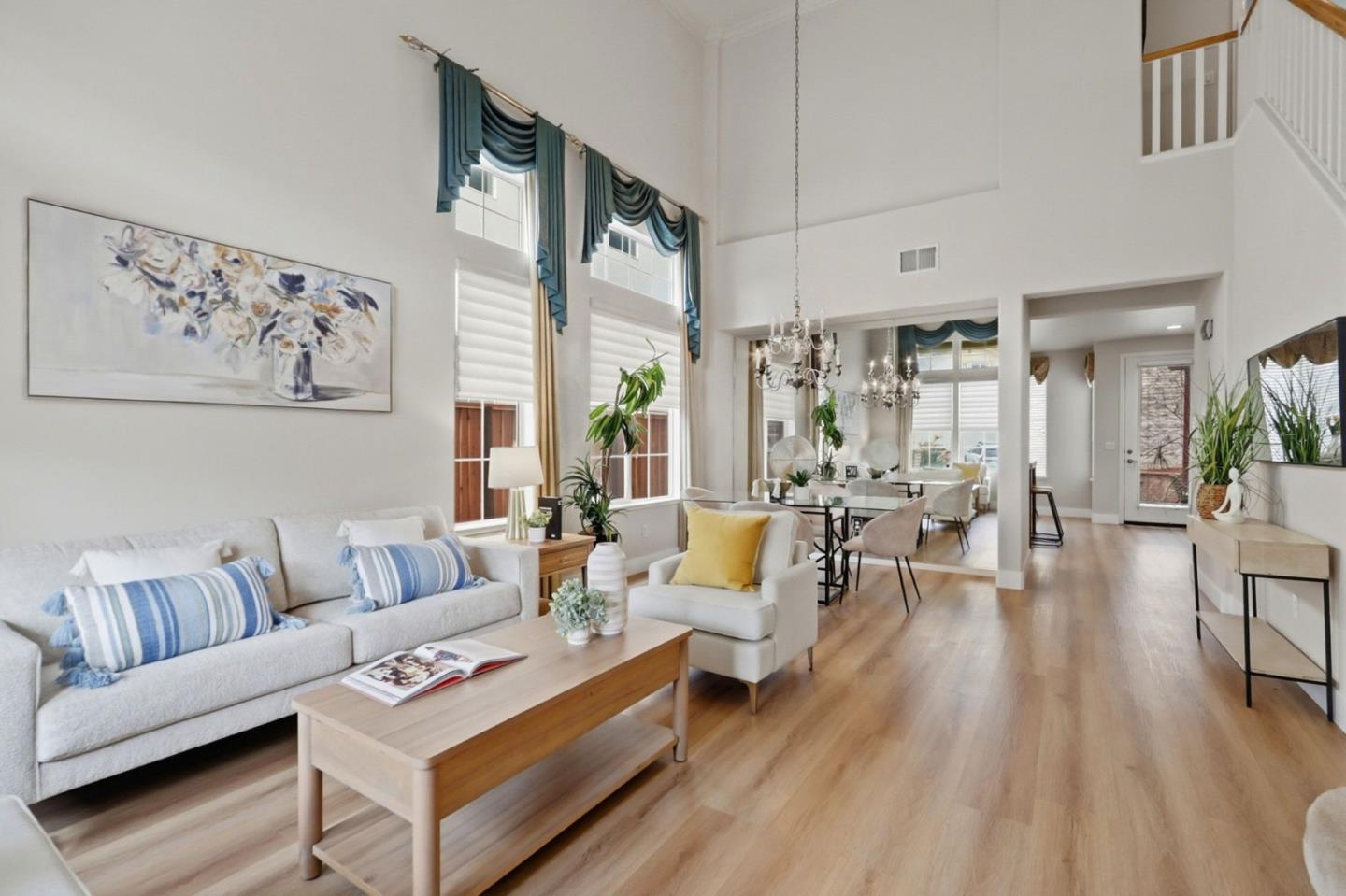 Detail Gallery Image 3 of 20 For 808 Cameron Cir, Milpitas,  CA 95035 - 5 Beds | 3 Baths