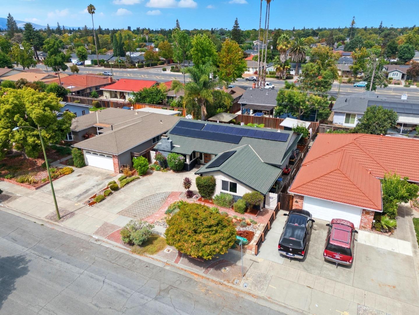 Detail Gallery Image 15 of 34 For 1523 Shaw Dr, San Jose,  CA 95118 - 4 Beds | 2/1 Baths