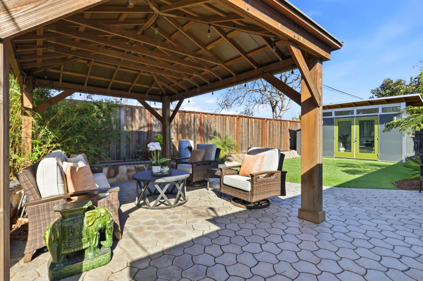 Detail Gallery Image 27 of 34 For 1523 Shaw Dr, San Jose,  CA 95118 - 4 Beds | 2/1 Baths