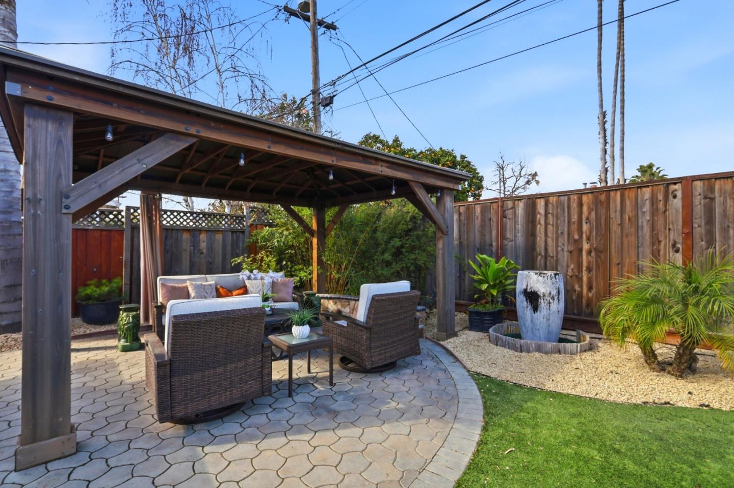 Detail Gallery Image 28 of 34 For 1523 Shaw Dr, San Jose,  CA 95118 - 4 Beds | 2/1 Baths