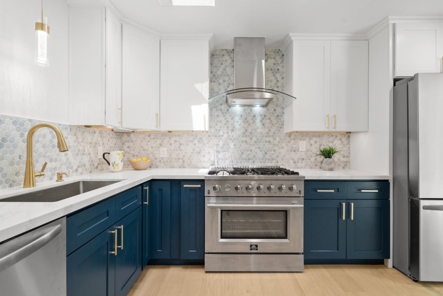 Detail Gallery Image 12 of 45 For 3069 Agate Dr, Santa Clara,  CA 95051 - 4 Beds | 2/1 Baths