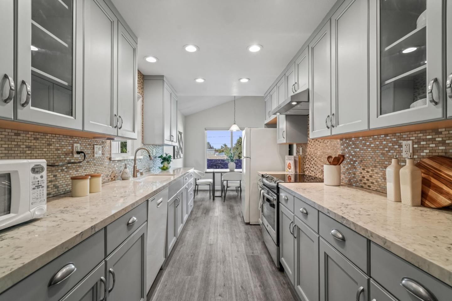 Detail Gallery Image 17 of 39 For 408 - 410 Morse Ave, Sunnyvale,  CA 94085 - – Beds | – Baths