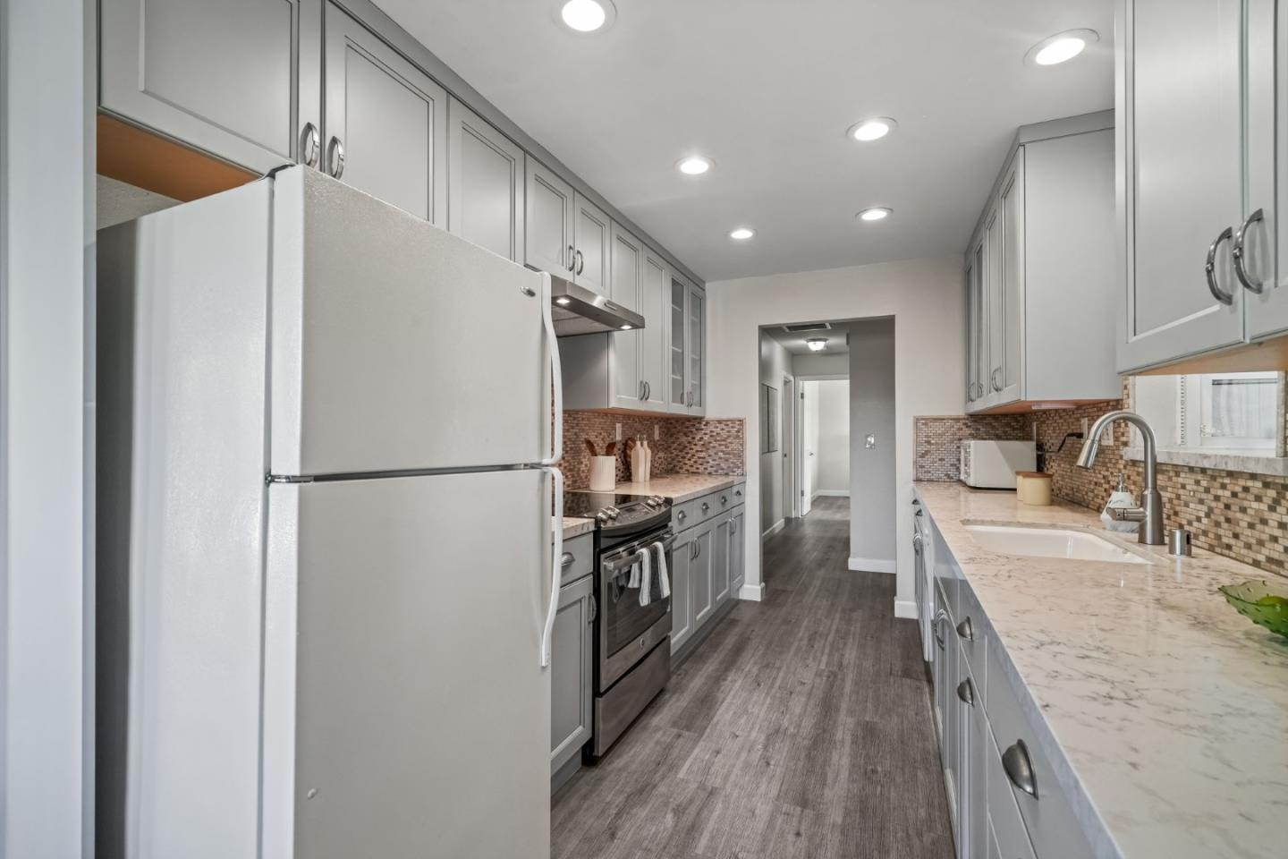 Detail Gallery Image 18 of 39 For 408 - 410 Morse Ave, Sunnyvale,  CA 94085 - – Beds | – Baths