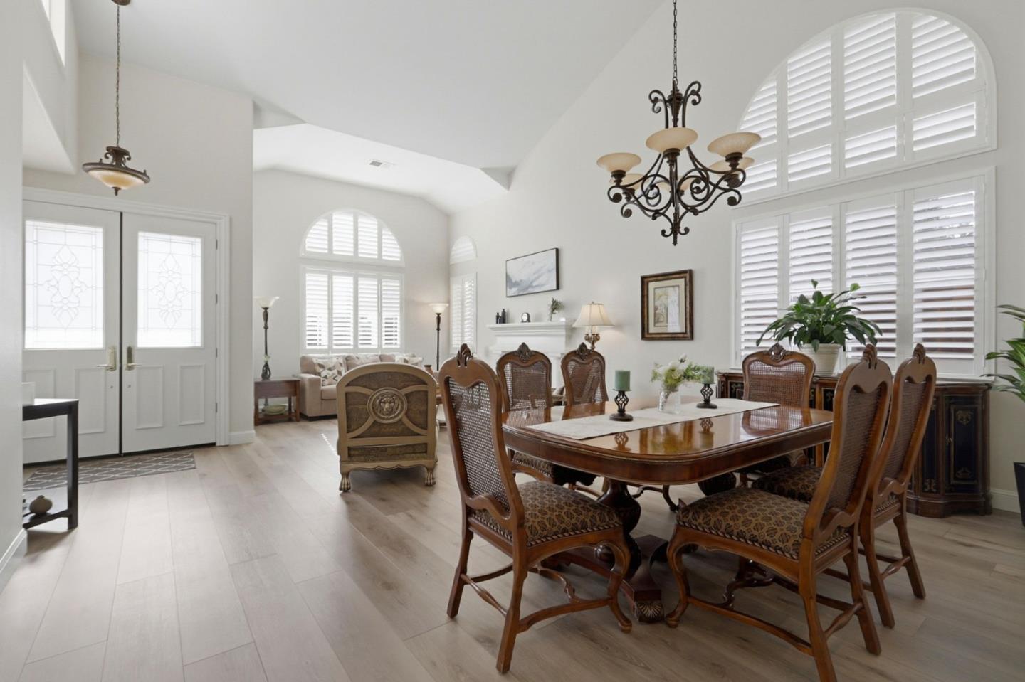 Detail Gallery Image 18 of 42 For 3249 Placido Ct, San Jose,  CA 95135 - 5 Beds | 3 Baths