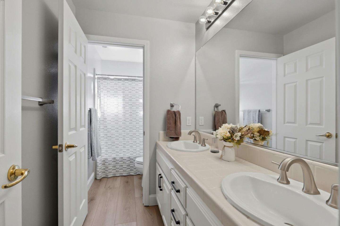 Detail Gallery Image 34 of 42 For 3249 Placido Ct, San Jose,  CA 95135 - 5 Beds | 3 Baths