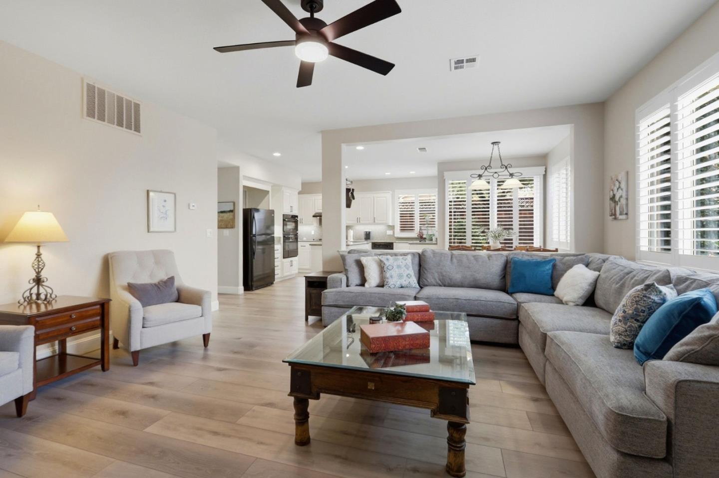 Detail Gallery Image 9 of 42 For 3249 Placido Ct, San Jose,  CA 95135 - 5 Beds | 3 Baths