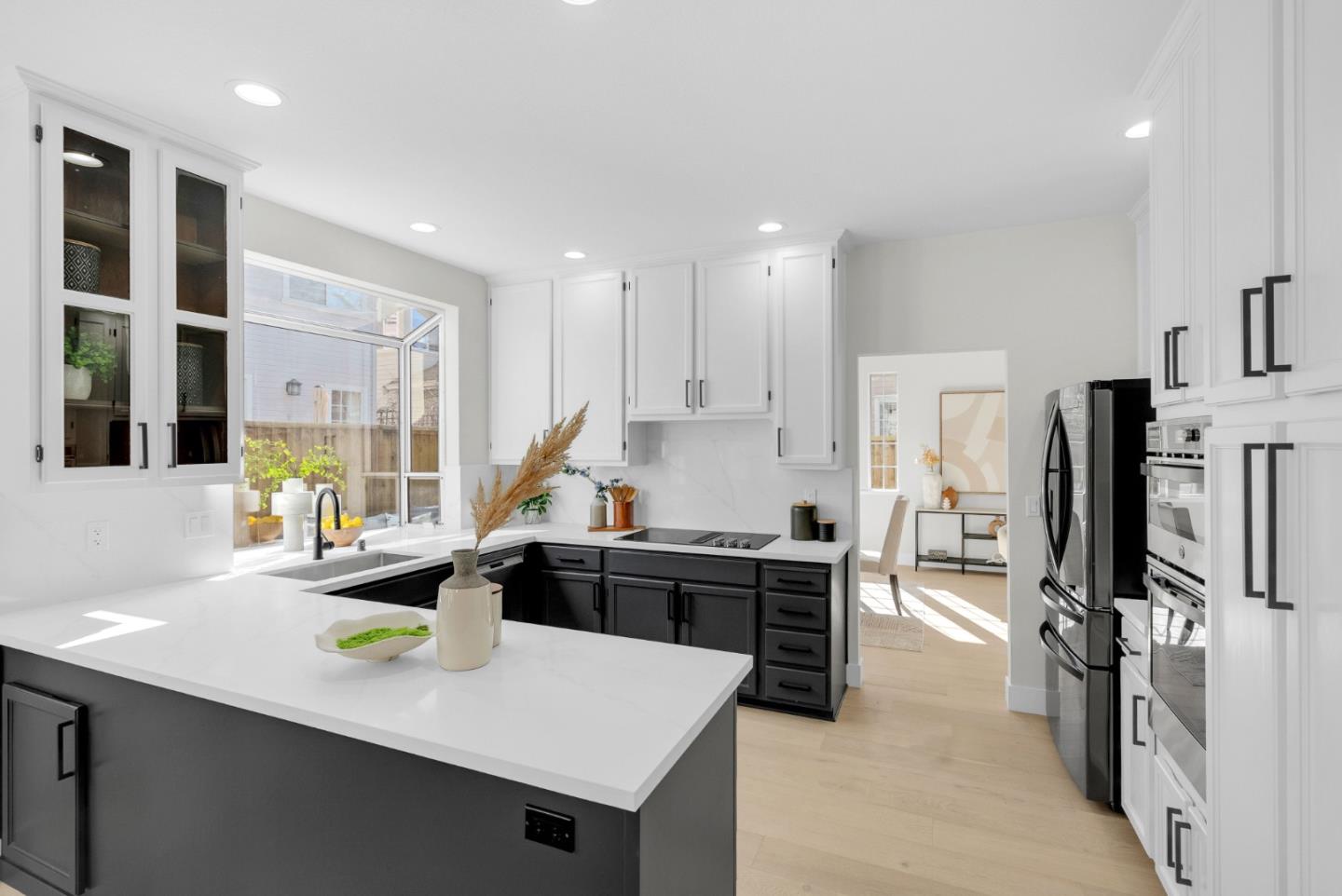 Detail Gallery Image 14 of 60 For 814 Schooner Bay Dr, Redwood City,  CA 94065 - 4 Beds | 3 Baths