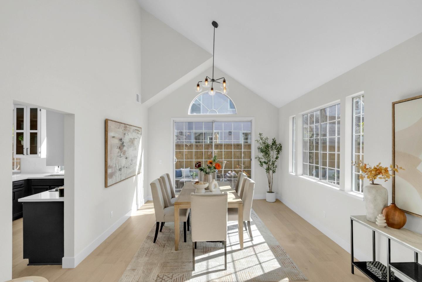 Detail Gallery Image 9 of 60 For 814 Schooner Bay Dr, Redwood City,  CA 94065 - 4 Beds | 3 Baths