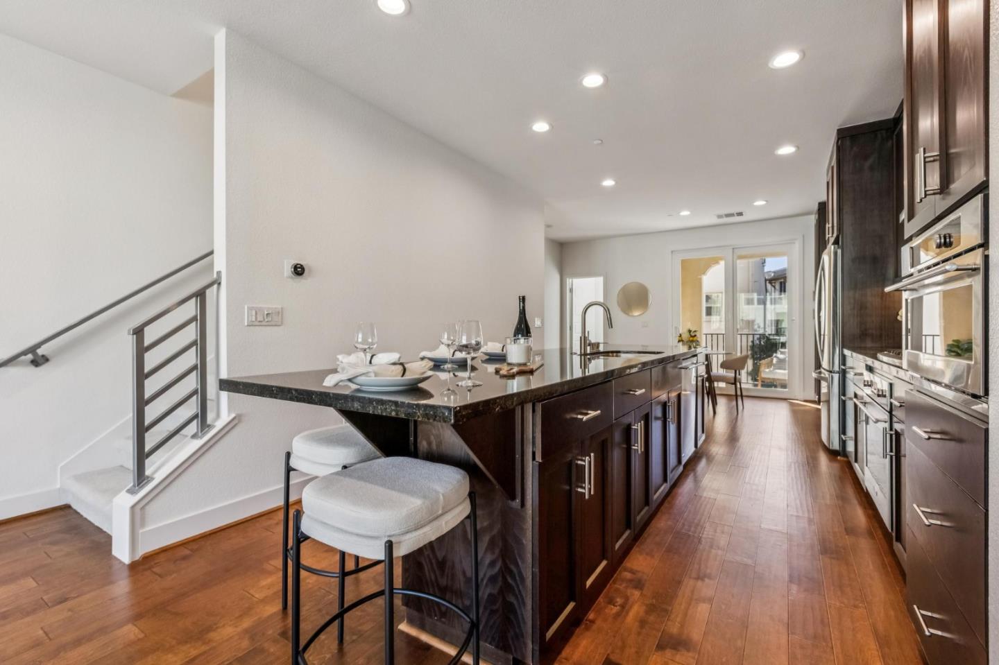 Detail Gallery Image 8 of 38 For 2862 Baze Rd, San Mateo,  CA 94403 - 3 Beds | 3/1 Baths