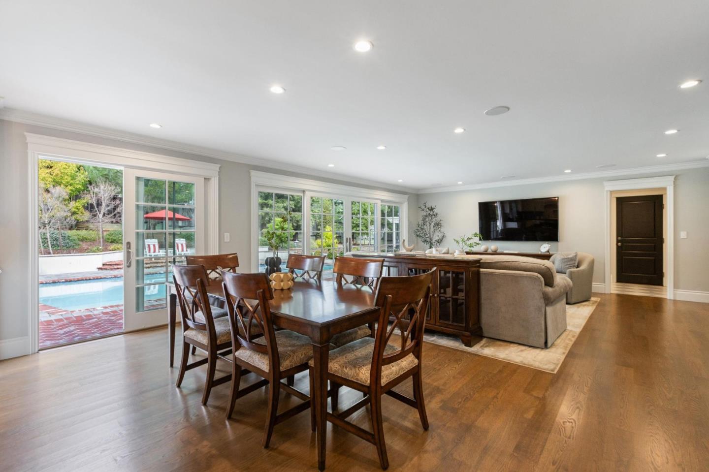 Detail Gallery Image 21 of 81 For 15212 Janor Ct, Monte Sereno,  CA 95030 - 4 Beds | 3 Baths