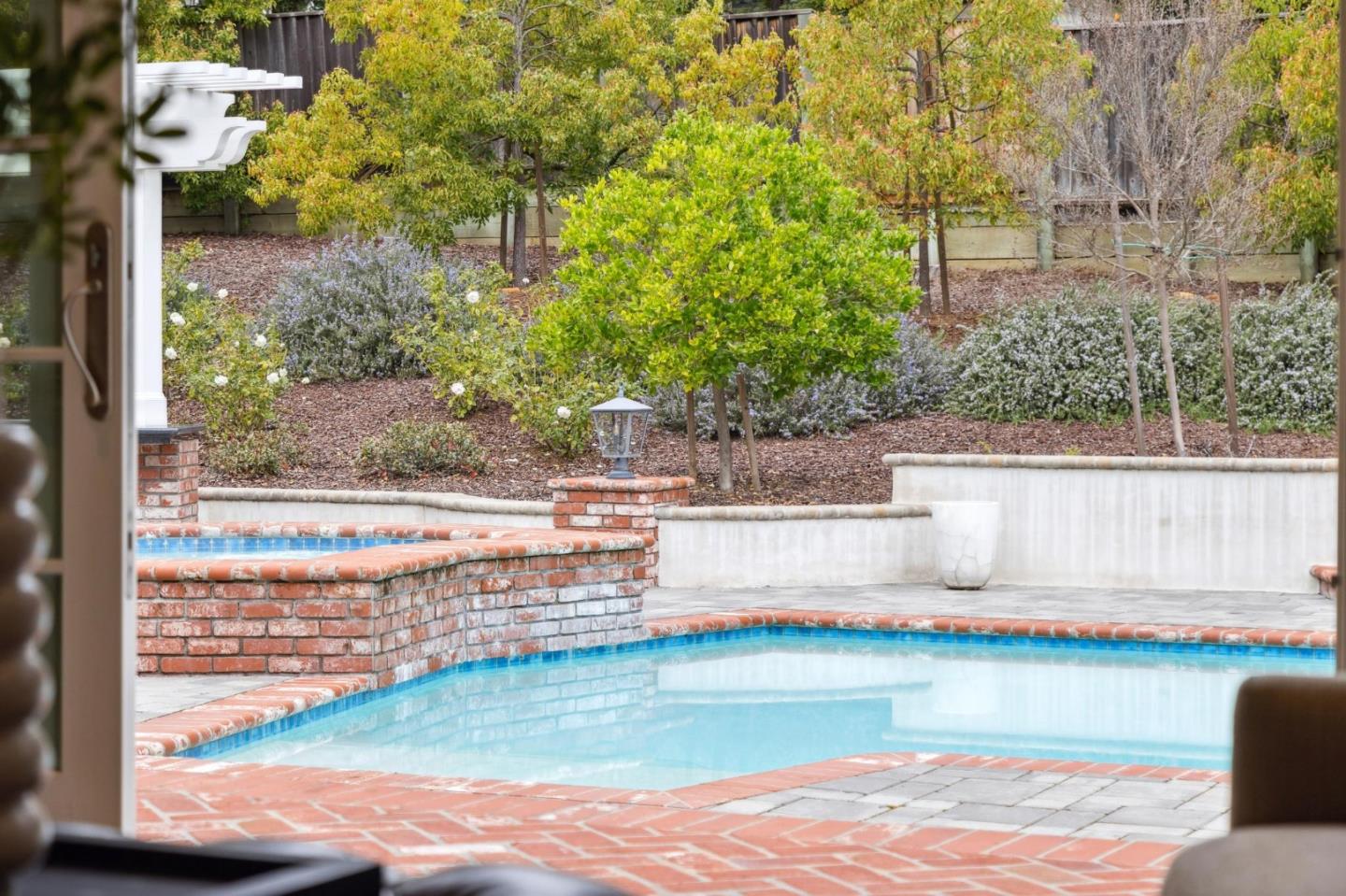 Detail Gallery Image 24 of 81 For 15212 Janor Ct, Monte Sereno,  CA 95030 - 4 Beds | 3 Baths