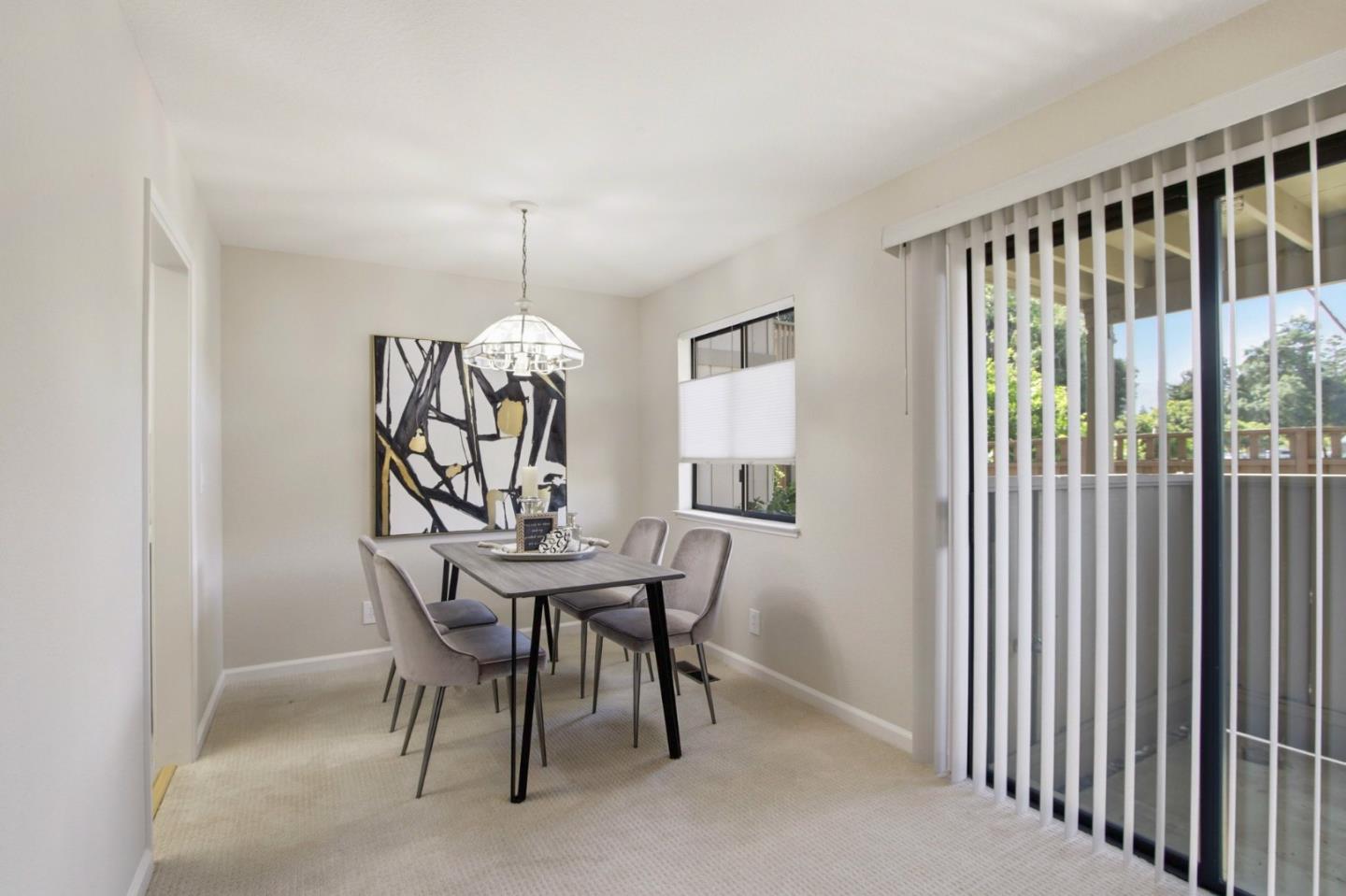 Detail Gallery Image 10 of 36 For 18944 Sara Park Cir, Saratoga,  CA 95070 - 2 Beds | 2 Baths