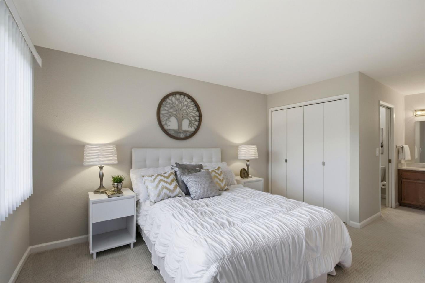 Detail Gallery Image 17 of 36 For 18944 Sara Park Cir, Saratoga,  CA 95070 - 2 Beds | 2 Baths