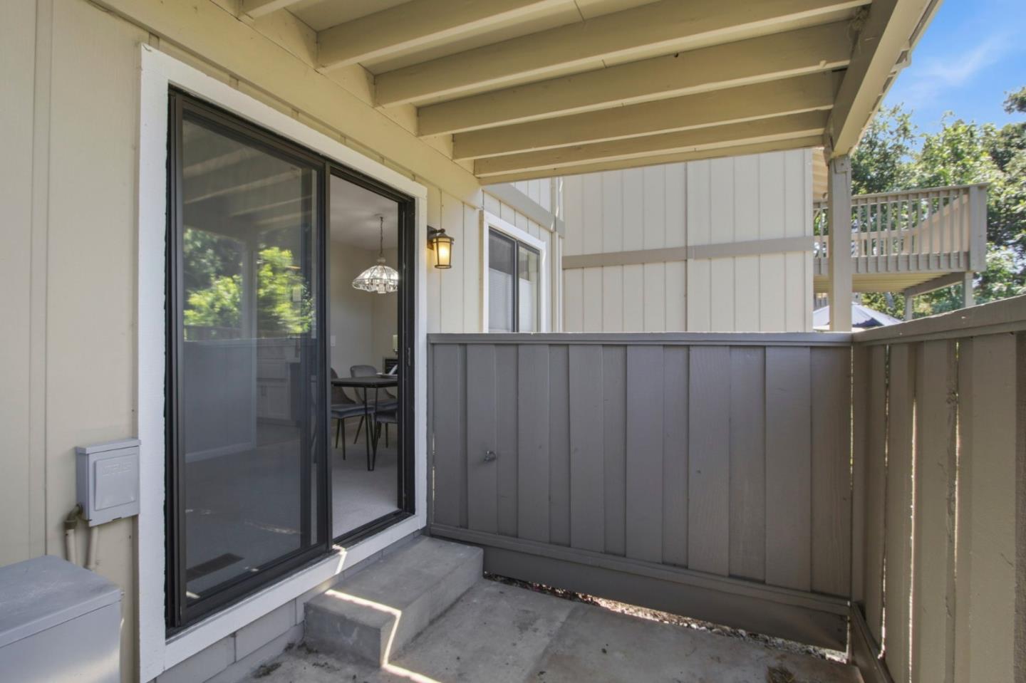 Detail Gallery Image 24 of 36 For 18944 Sara Park Cir, Saratoga,  CA 95070 - 2 Beds | 2 Baths