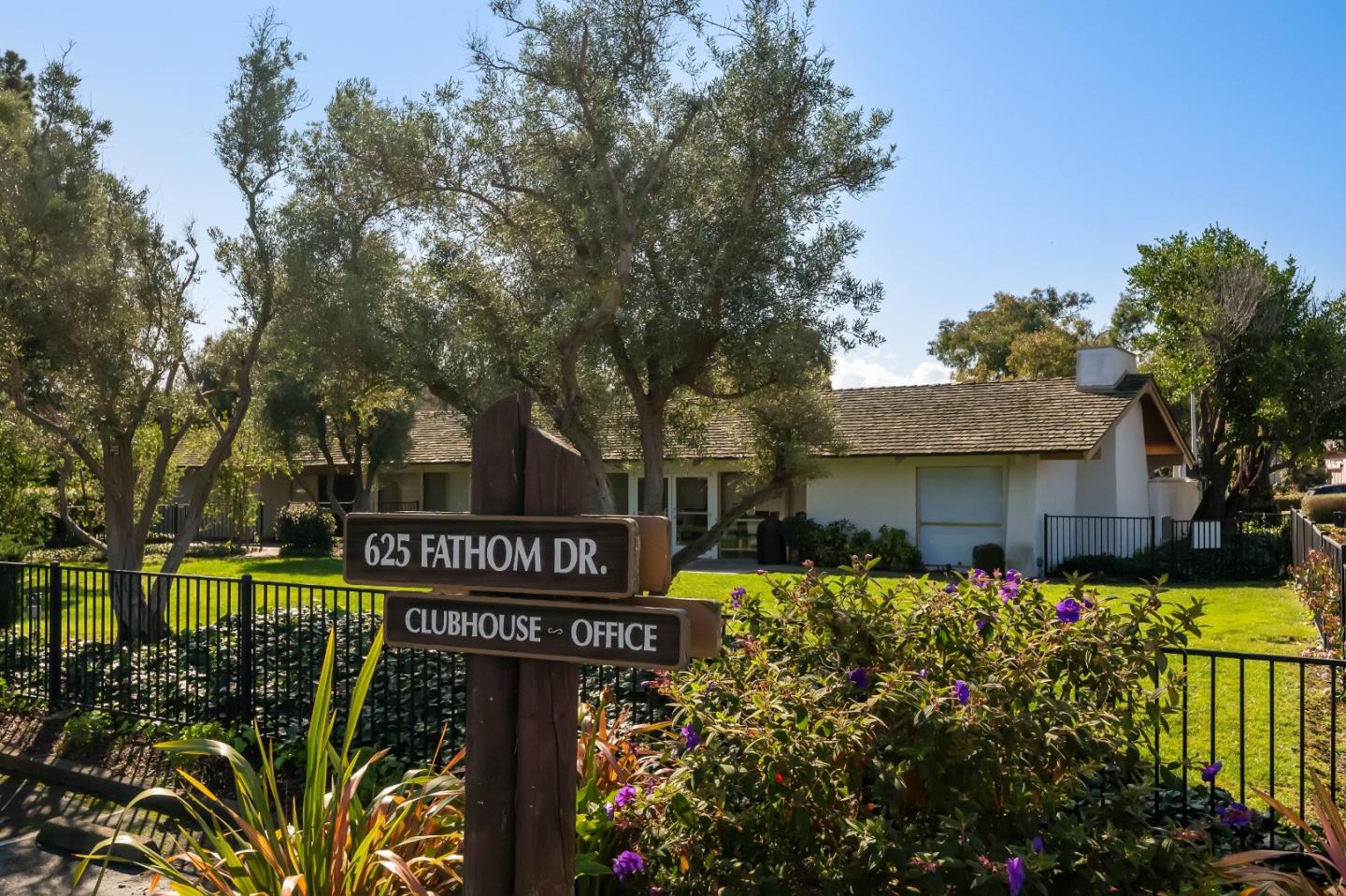 Detail Gallery Image 21 of 25 For 707 Fathom Dr #208,  San Mateo,  CA 94404 - 1 Beds | 1 Baths