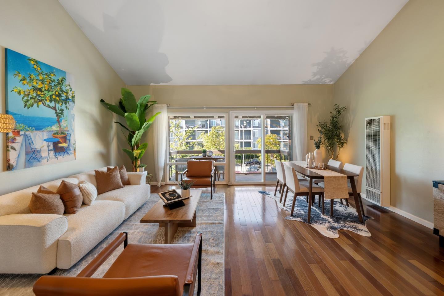 Detail Gallery Image 5 of 25 For 707 Fathom Dr #208,  San Mateo,  CA 94404 - 1 Beds | 1 Baths