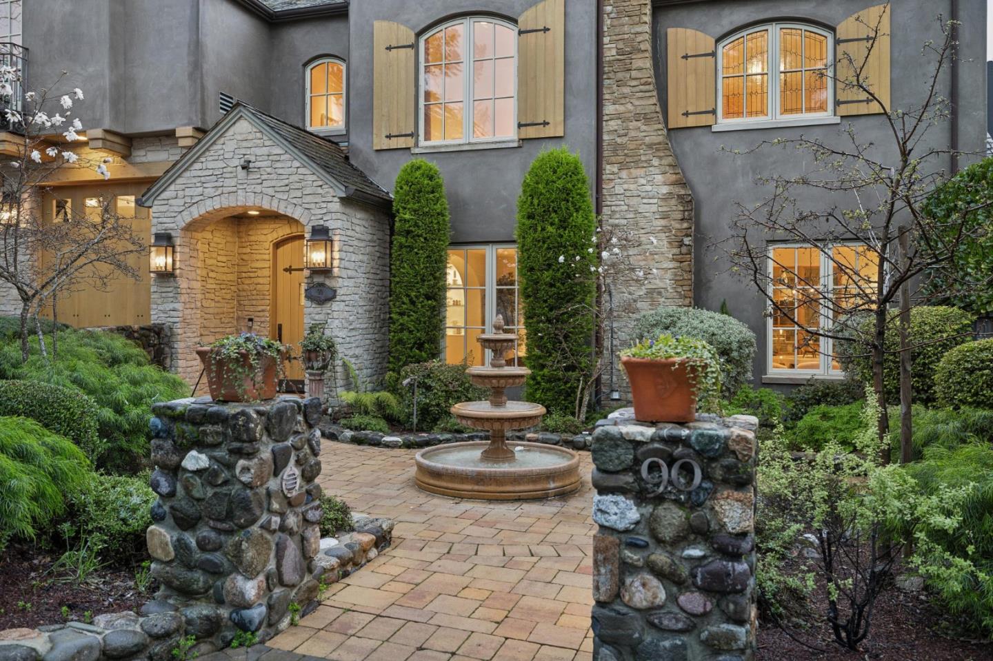 Detail Gallery Image 16 of 121 For 90 Reservoir Rd, Los Gatos,  CA 95030 - 5 Beds | 6/1 Baths