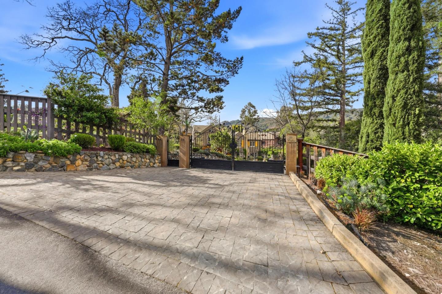 Detail Gallery Image 6 of 121 For 90 Reservoir Rd, Los Gatos,  CA 95030 - 5 Beds | 6/1 Baths