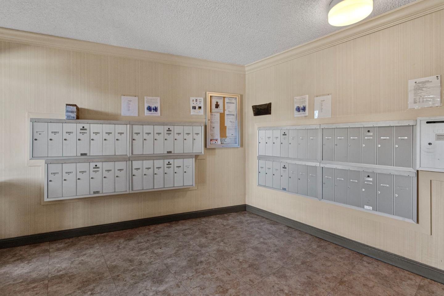 Detail Gallery Image 32 of 43 For 5140 Diamond Heights Blvd 203a,  San Francisco,  CA 94131 - 1 Beds | 1 Baths