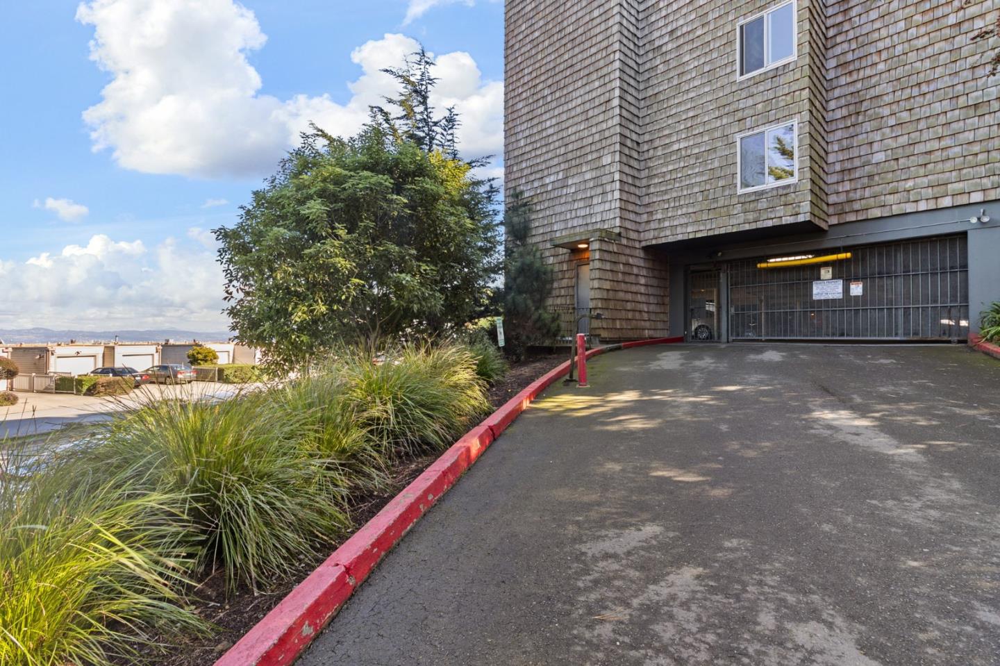 Detail Gallery Image 35 of 43 For 5140 Diamond Heights Blvd 203a,  San Francisco,  CA 94131 - 1 Beds | 1 Baths