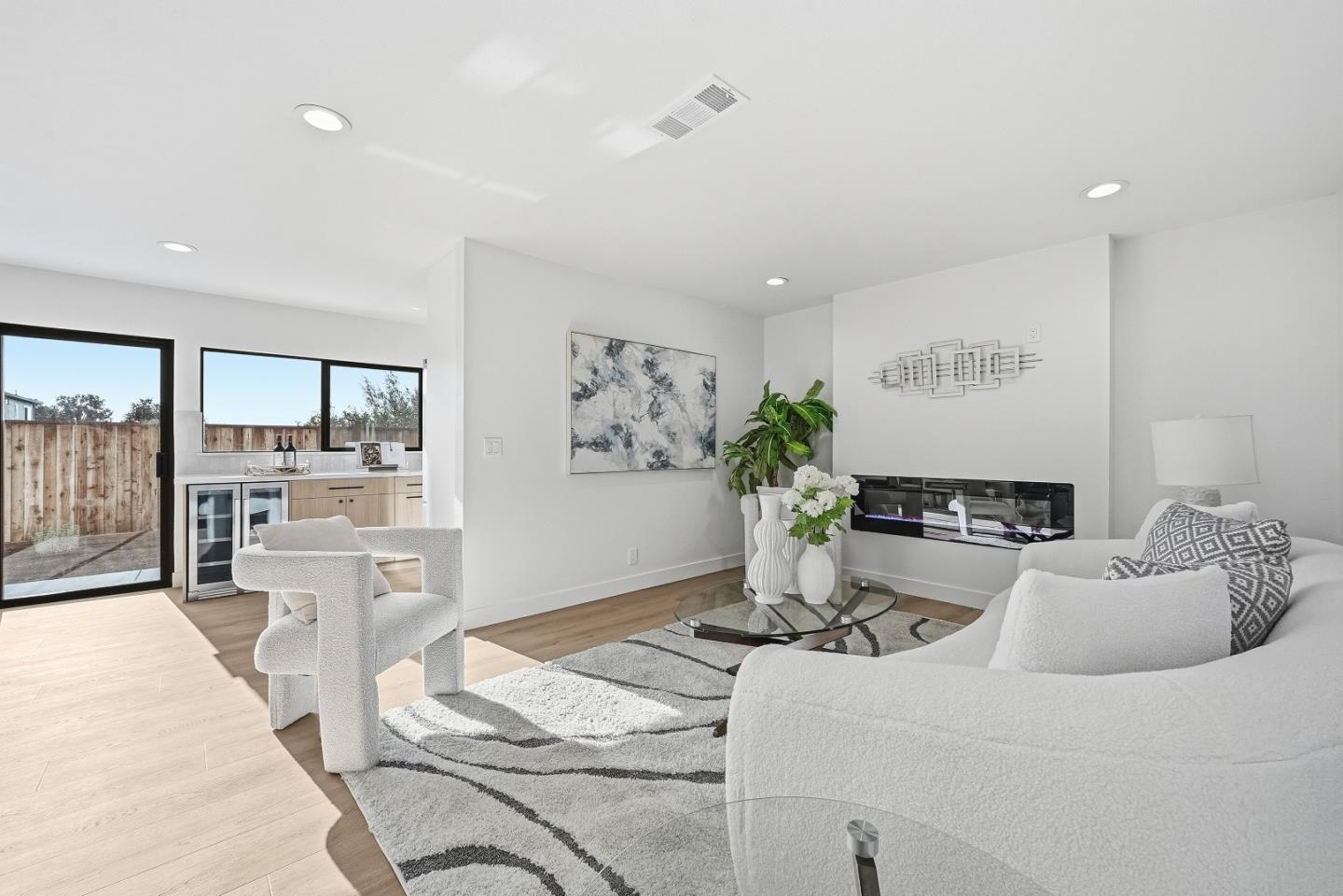 Detail Gallery Image 8 of 38 For 1509 Japaul Ln, San Jose,  CA 95132 - 3 Beds | 2 Baths